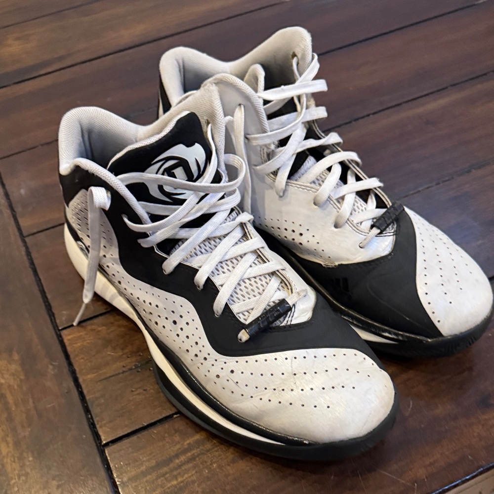 Adidas Derrick Rose  Black and White Athletic Shoes